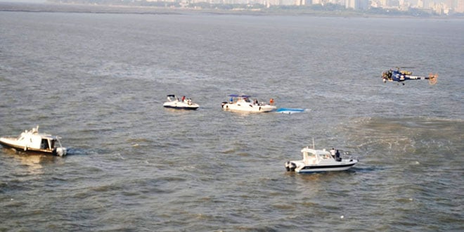 One dead as boat carrying 25 persons capsizes off Mumbai